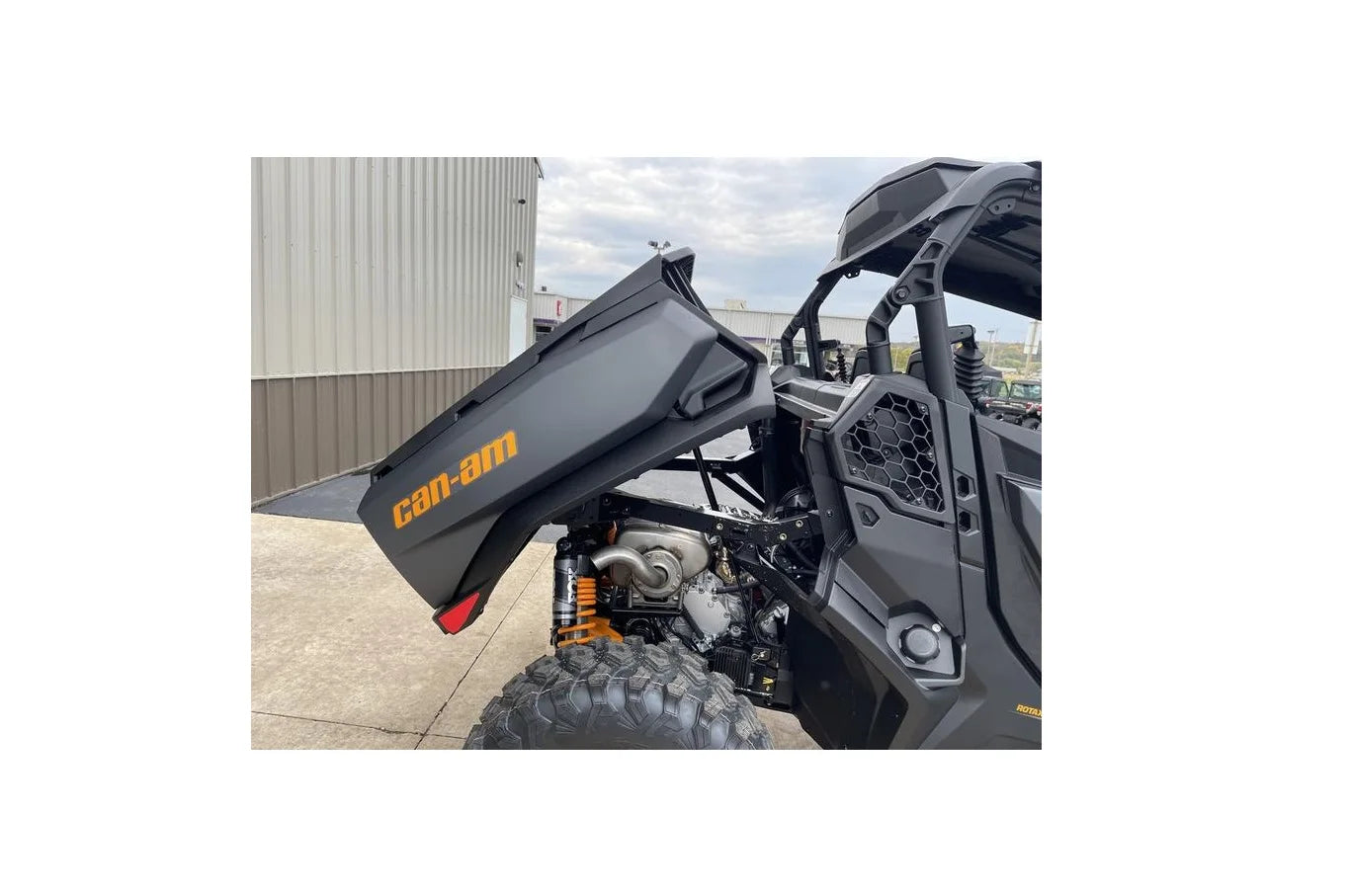 2026 Ca-n-A-m Comm-a-nder XT-P 1000R UTV