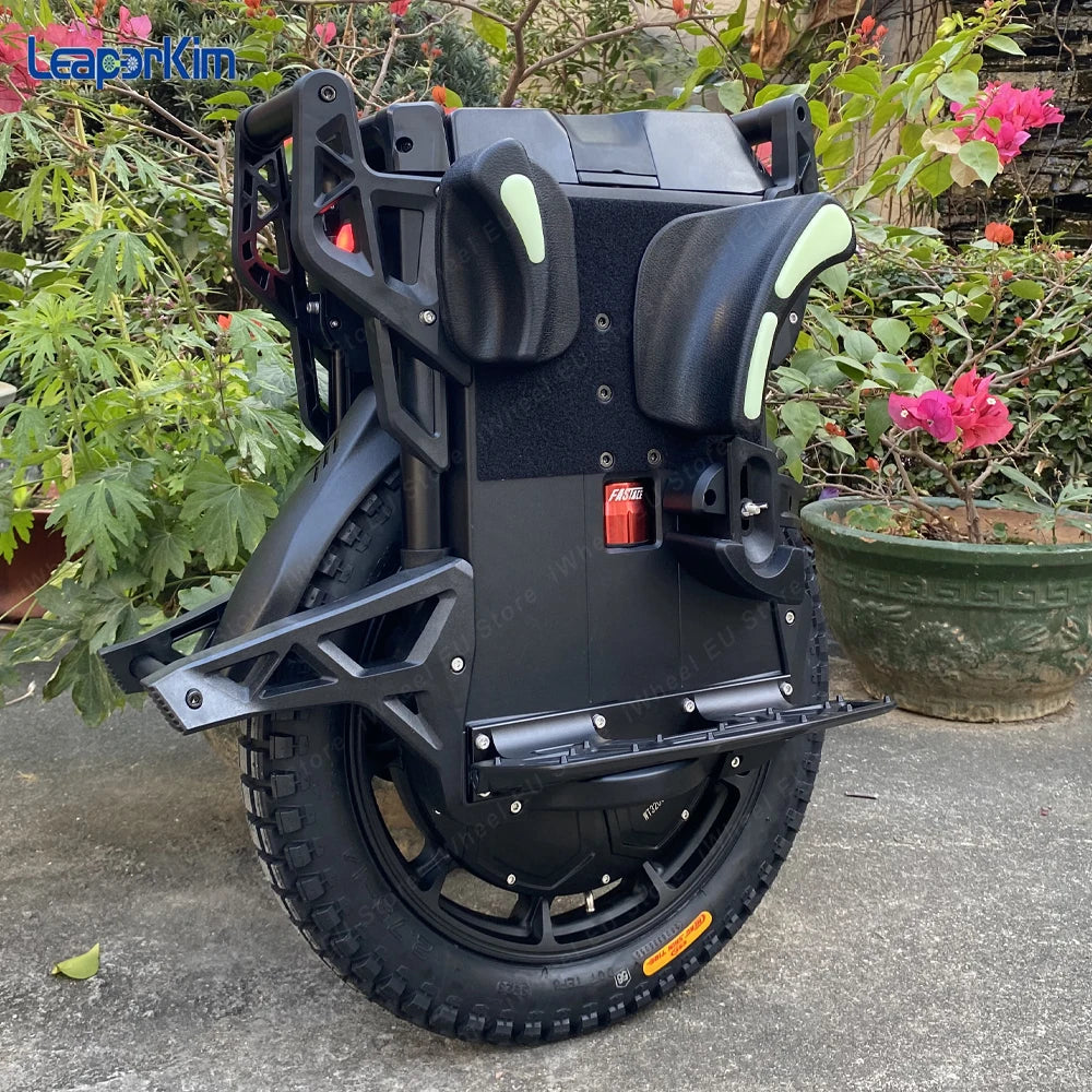 Newest LeaperKim Veteran Lynx 50S 151.2V 2700Wh 50S Battery 3200W Motor 2.75-14 Tire High Torque Lynx Electric Unicycle