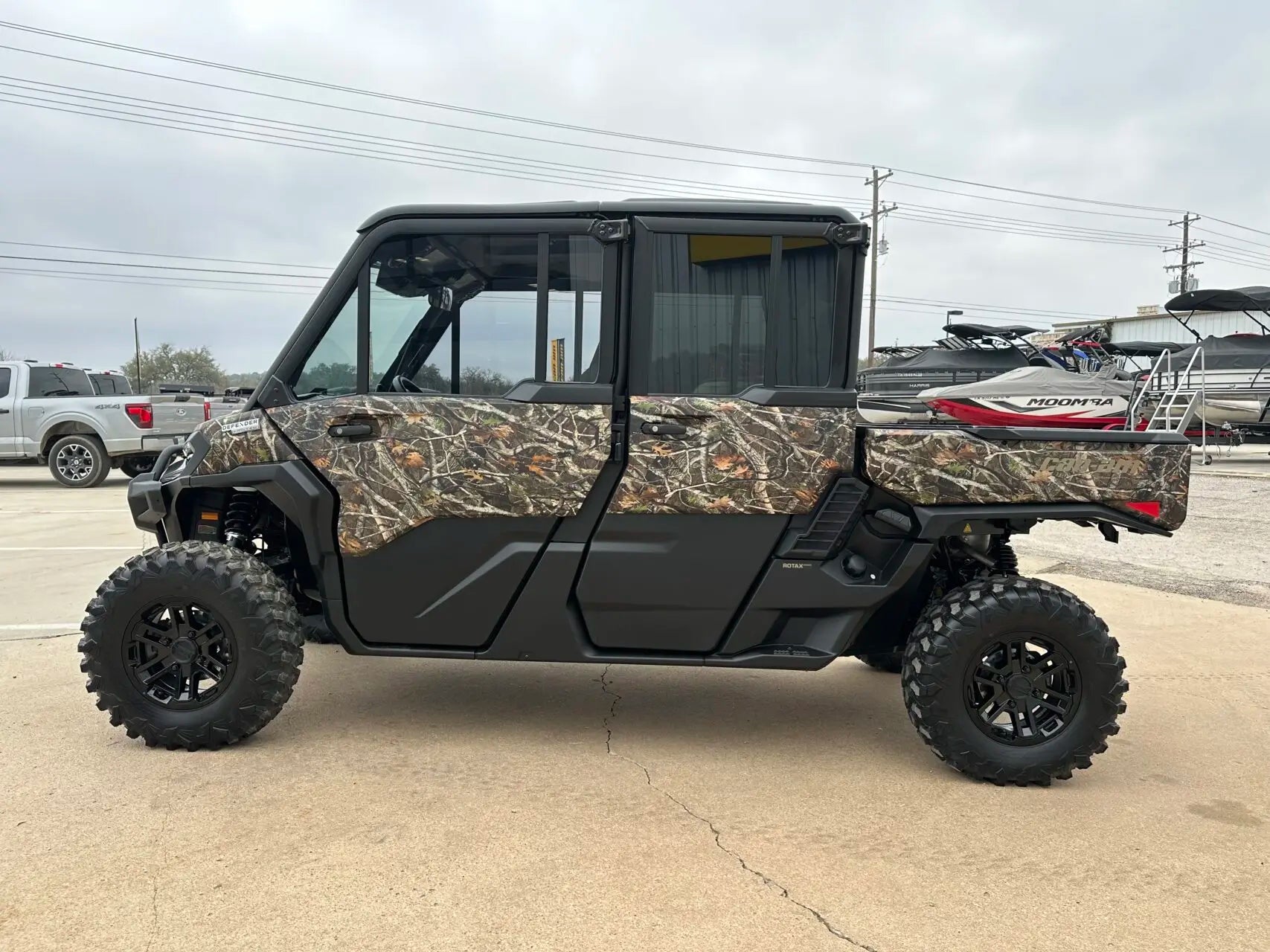 2026 C-a-n-Am Defend-er Max Limited HD11 UTV