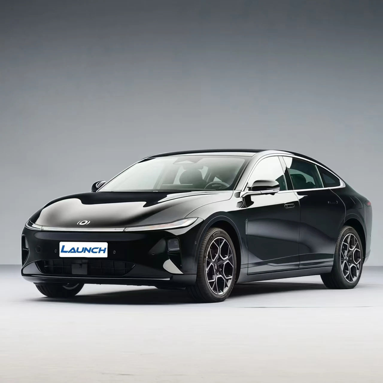 2025 Qiyuan A07 New Energy Car China 1200km Range 5 Seats 172Km/h Speed R19 Tire Size Pure Electric Lithium Iron Phosphate