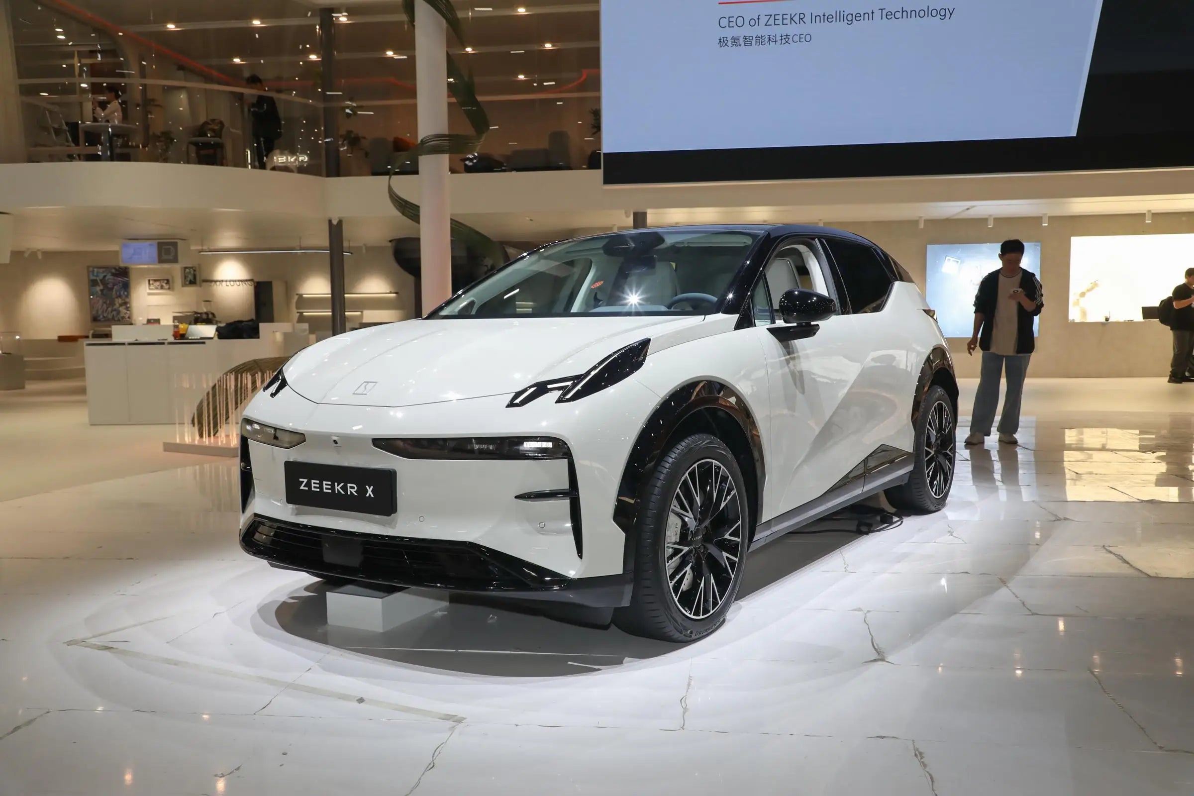 2023 Zeekr X Luxury Electric Suv Car for Adult High Speed 200km/h Electric Car