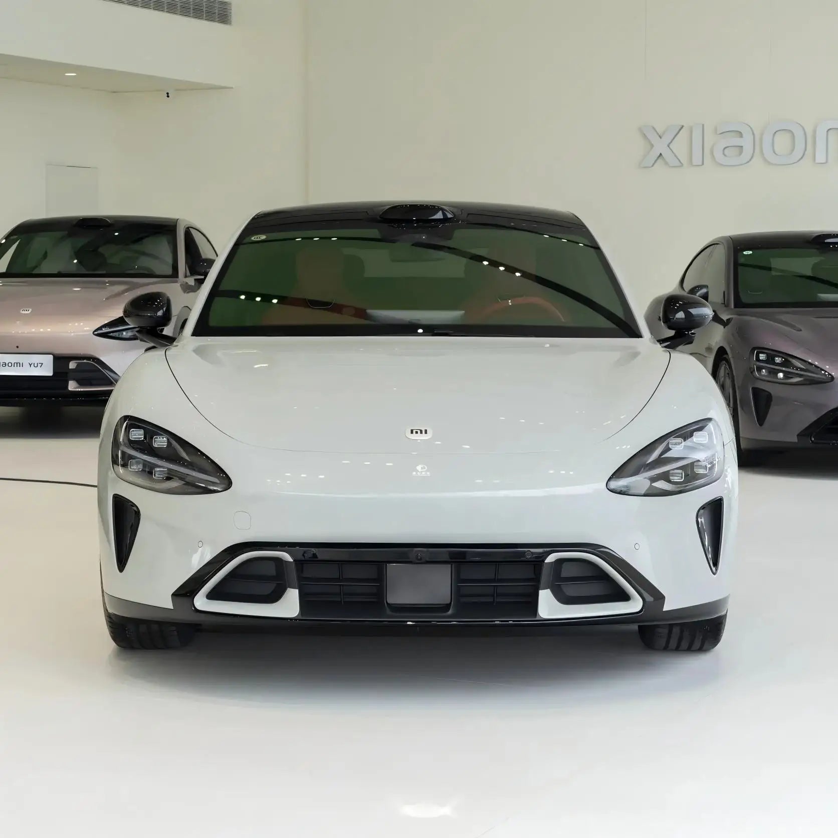2026 for SU7 Standard RWD New  Left Steering Electric Sedan Long Range 720km Fast Acceleration 5.28s R19 Tires