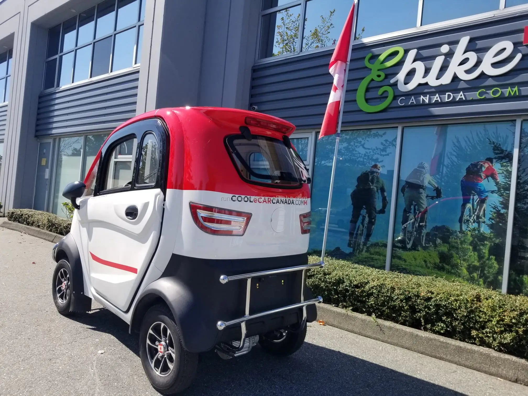 4 Wheel 2 Doors Fully Enclosed Lead Acid or Lithium Battery Mobility Scooter /Mini Electric Car 45km/h 60-75km Range