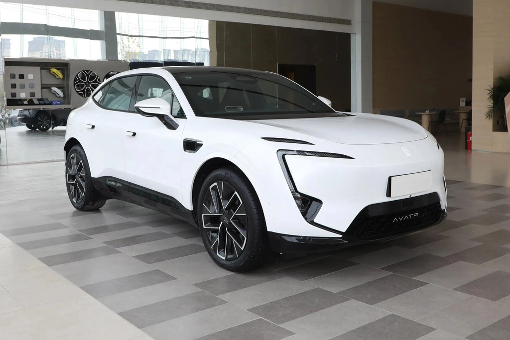 2025 Hot Sale Changan Avatr 11 EV New Luxury Auto SUV with Extended Range Adult Electric Car for Left-Steering Drivers