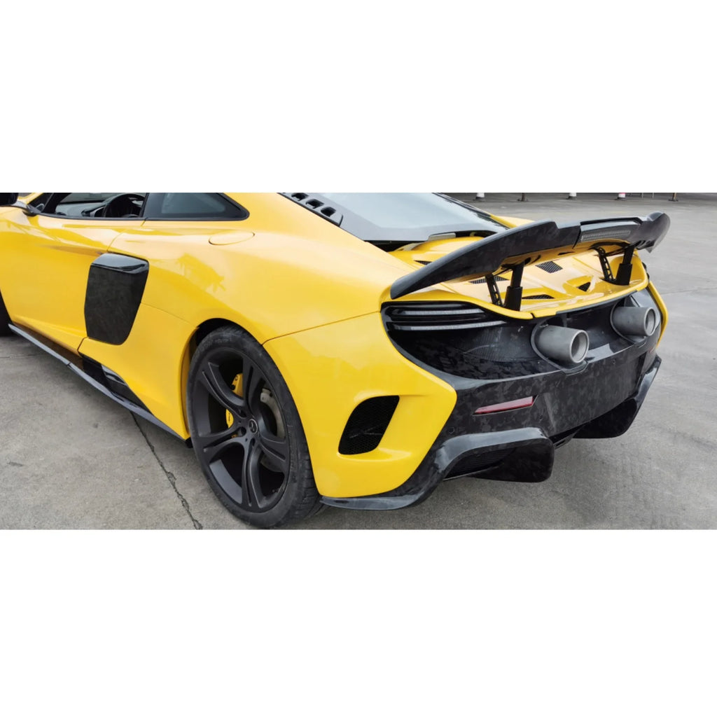 High Quality Car 675LT Style Body Kit Suitable for McLaren MP4-12C 625C 650S 675LT Style Carbon Fiber Complete Body Kit