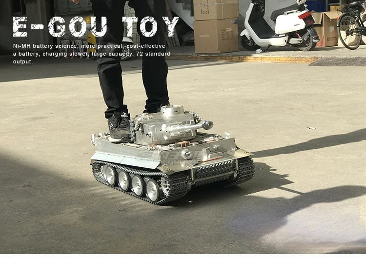 Full Metal Large Tank German Tiger Electric Remote Control Aluminum Alloy Model 2.4G Remote Control M1A2 Chariot