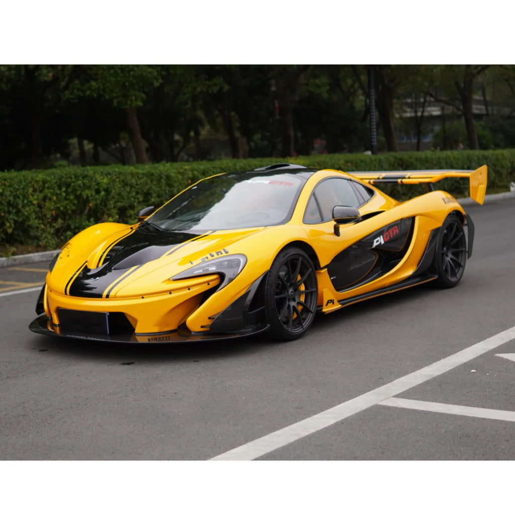 High Quality P1 Car Side Skirt Bumper Wing Exterior Decoration Tool Kit Suitable for McLaren P1 GTR Dry Carbon Fiber Body Kit