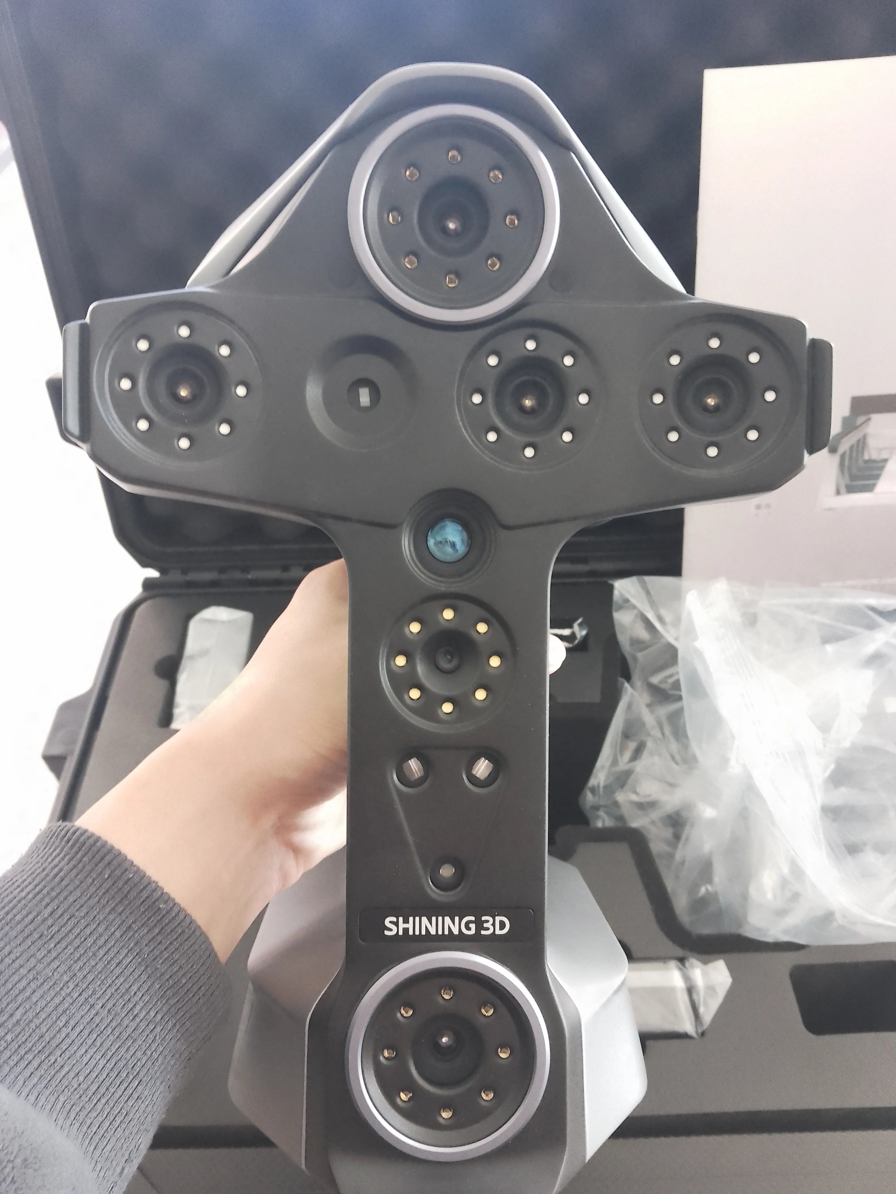 Einscan Libre Metrology-grade Accuracy Car Diagnostic Machine Scanner Industrial Parts 3D Scanner Price Shining 3d