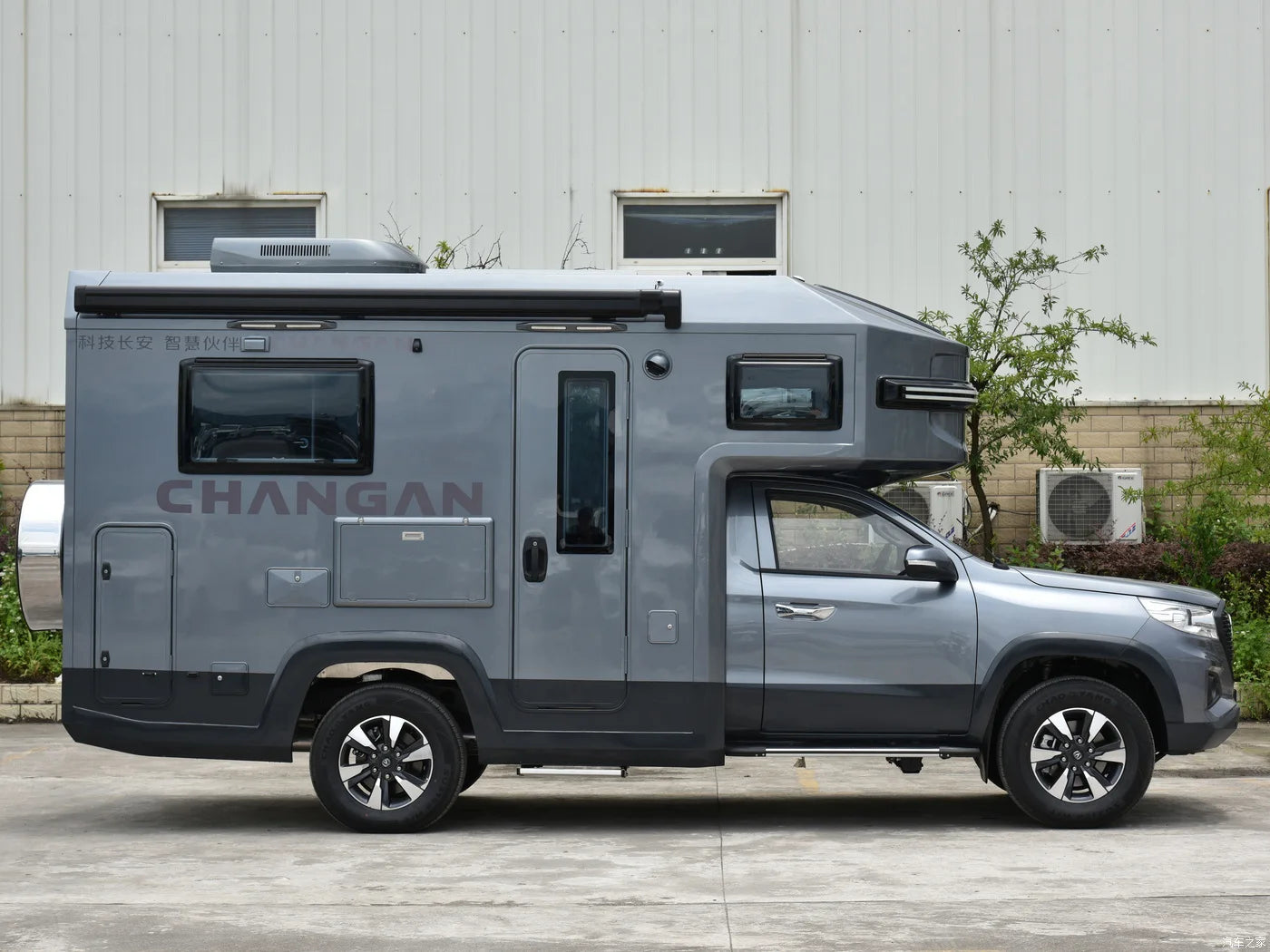 Changan Fengjing Voyager Rooftop  Interstellar RV Hybrid Hunter Pickup China Electric Car EV Chinese Electrical House Car
