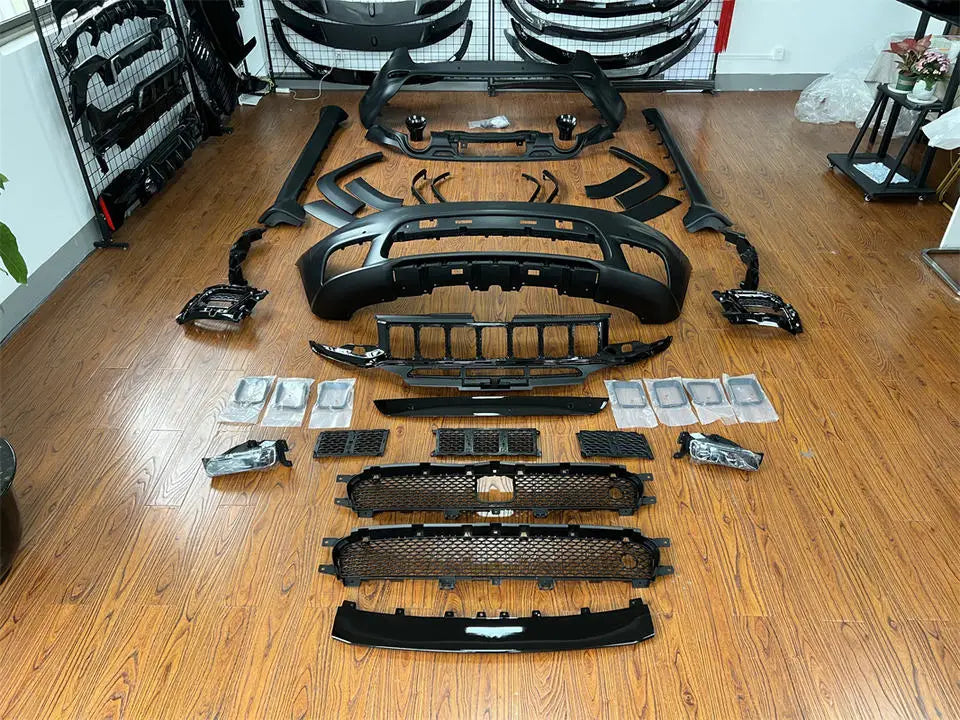 For Jeep Grand Cherokee 2014-2021 WK2 Upgrade to 2022 SRT8 Body Kit with OEM High Quality LED Headlight Bumper Car Accessories