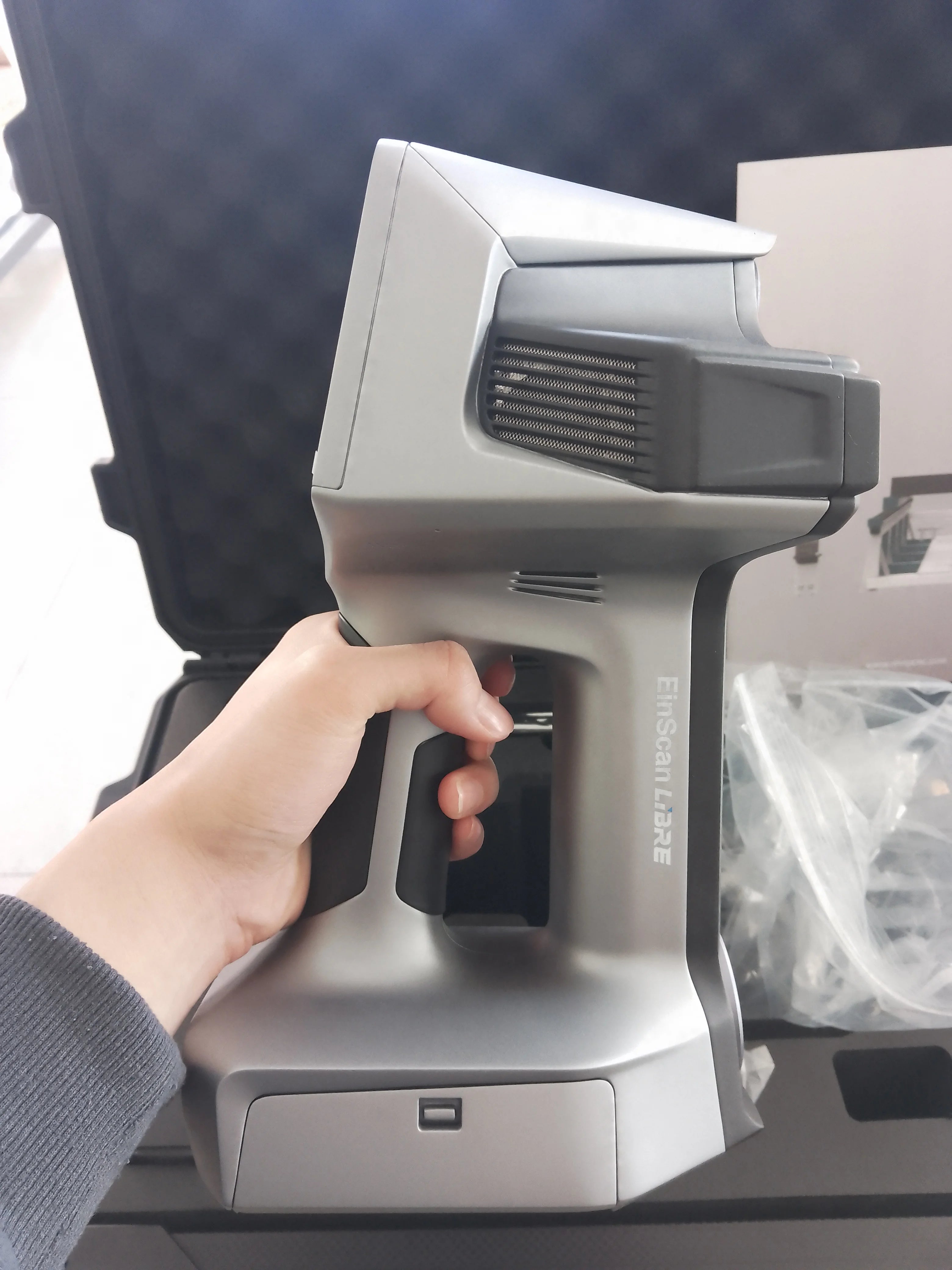 Einscan Libre Metrology-grade Accuracy Car Diagnostic Machine Scanner Industrial Parts 3D Scanner Price Shining 3d
