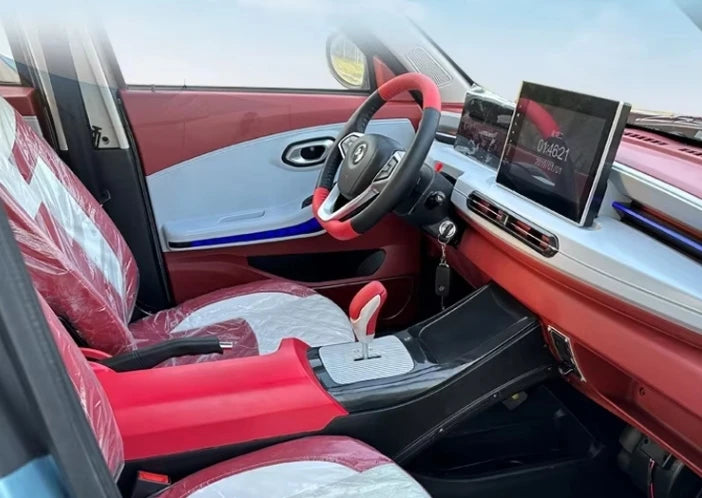 Low Speed LHD Left-Steering Mini Electric Four-Wheel Vehicle New Energy Electric Dual-Purpose Car Home Use 5-Seater 4-Door