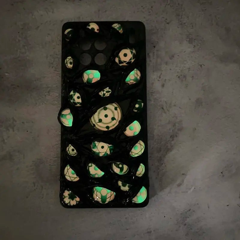 Naruto peripheral Sasuke Sharingan Itachiiiphone16proamx mobile phone case animation handmade luminous Sasuke mobile phone case