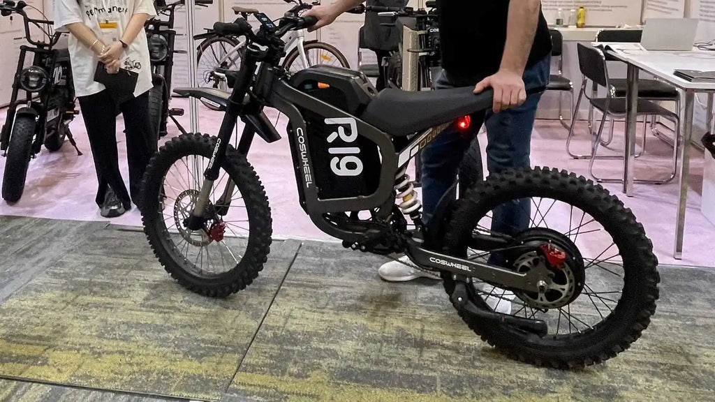 Coswheel R19 Electric Bike 6000W Motorcycles 72V 40AH Battery Dirt Mountain Bike Lightweight Off-Road EBike For Adult