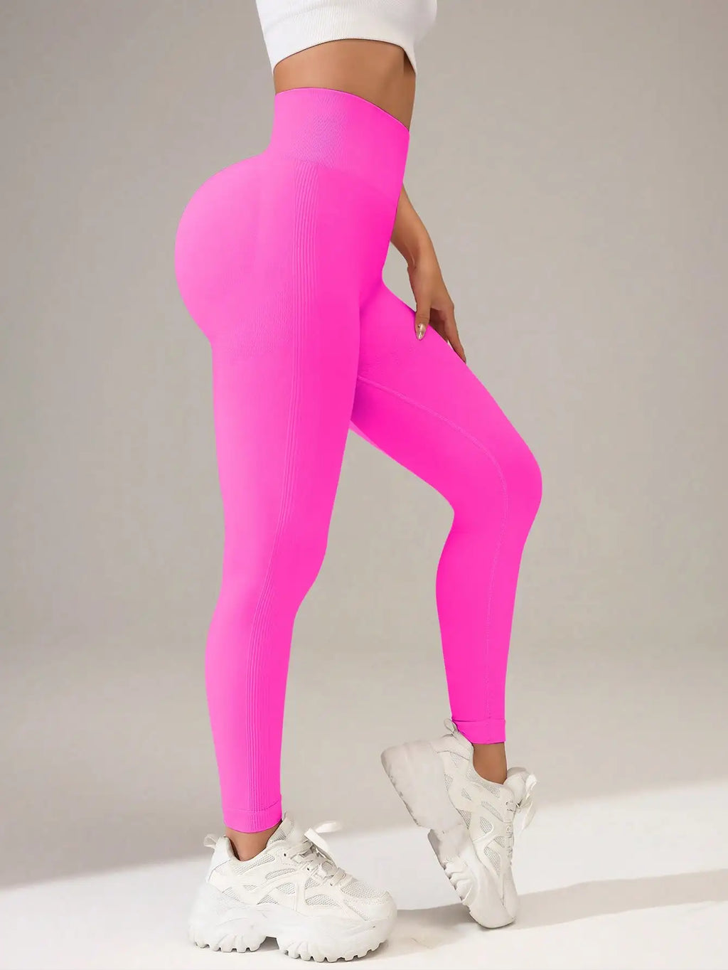 European and American Seamless Yoga Leggings with Waistband Lettering, Butt-Lifting, Quick-Dry Women's Breathable Tights for Pea