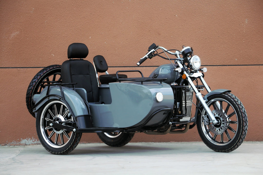 Three Seats Fuel Motorcycle New Arrival Motorcycle with Sidecar 400cc High Speed Double Rear Absorber
