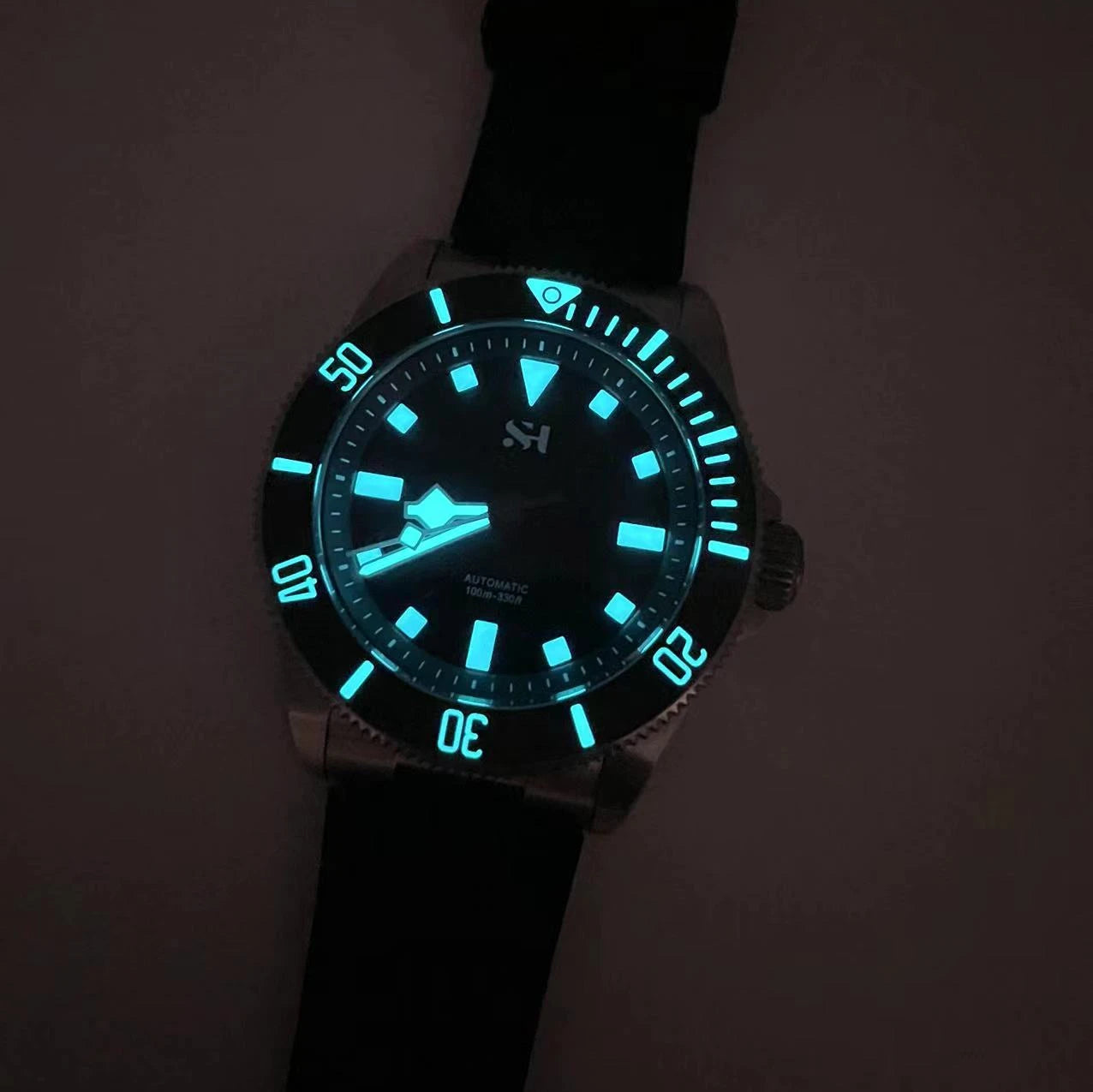 SH Luxury Men's Watches 39mm Automatic Mechanical Wristwatches Swiss BGW-9 luminous 10 Bar Waterproof Sapphire Watch Gift