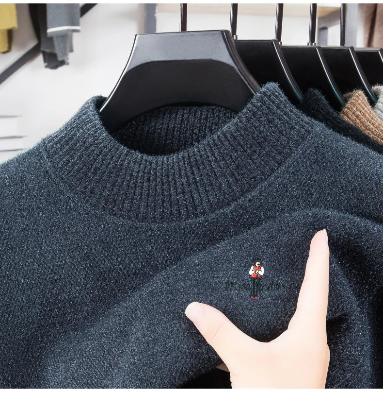 Light luxury brand round neck sweater knitted plush thicken warm pullover cartoon character embroidery fashion golf men's wear