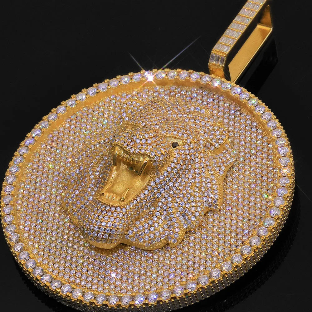 HHIOK Luxury Custom HipHop 925 Silver Moissanite Lion Circle Shaped 18K Gold Plated Men Pendant Iced Out Diamond Necklace