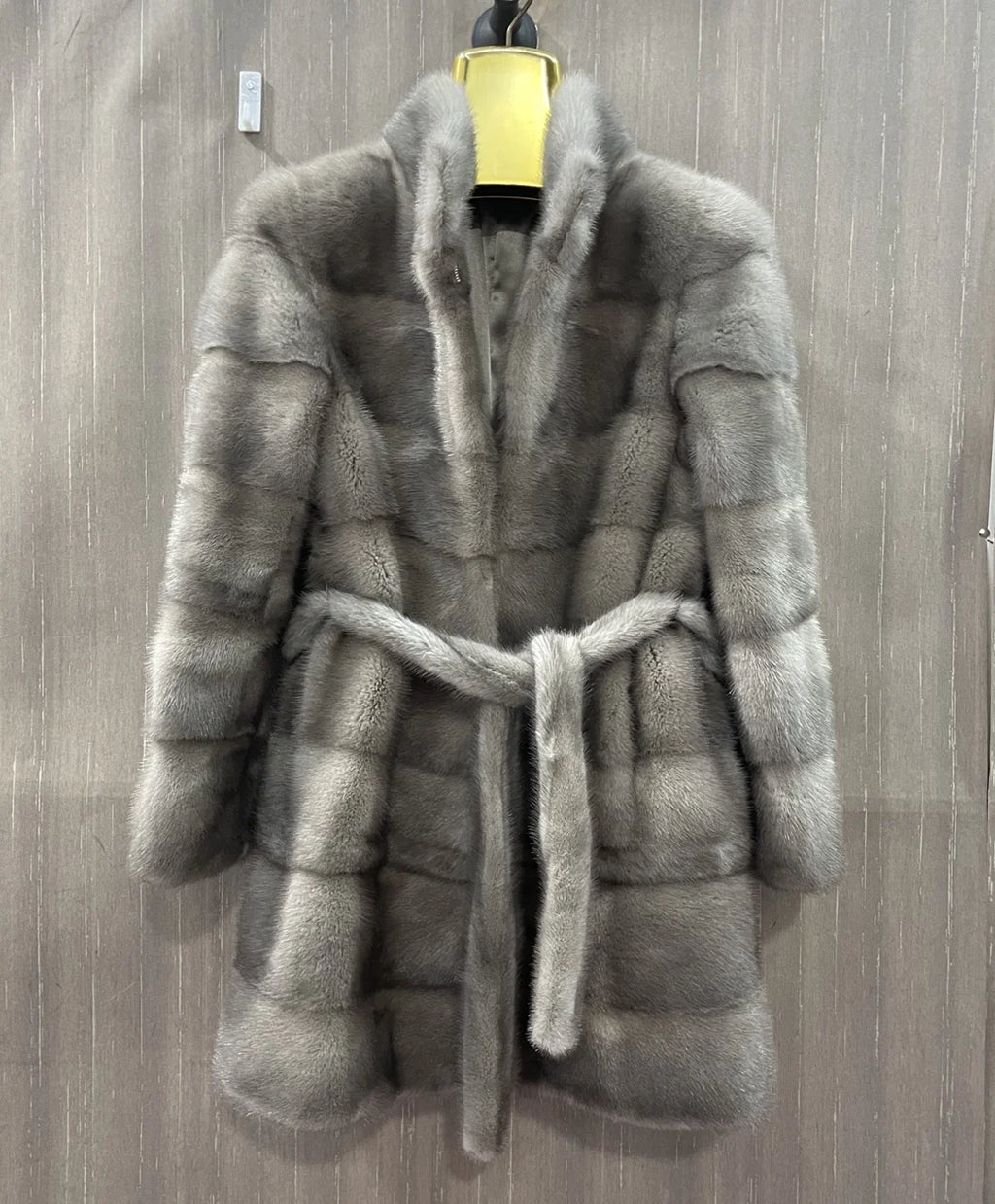 Women's natural mink fur jacket with detachable bottom sleeves, three in one long luxury jacket