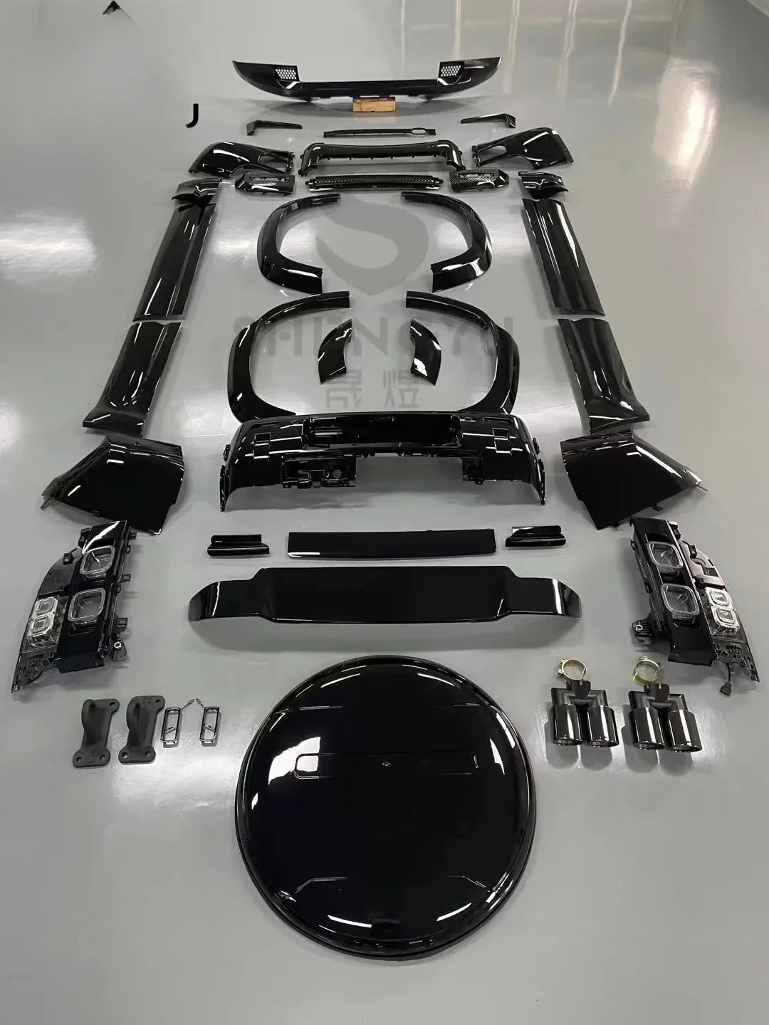 Body Systems for Range Rover Defender 2020 007 Black Version Bumpers Eyebrows Side Skirts Taillamps Tai