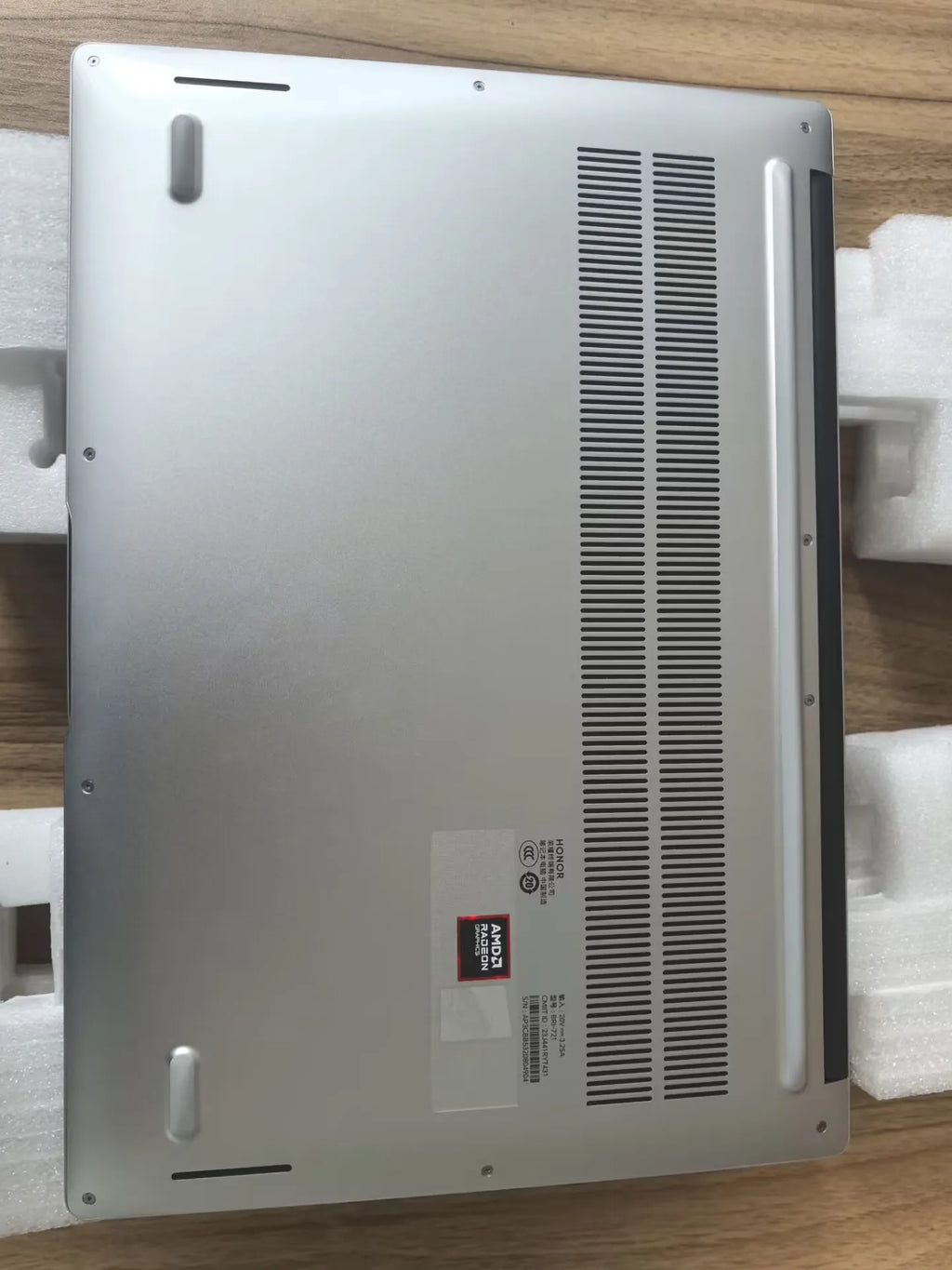 REDMI Book Pro 16 2025 Ultra5-225H 32GB+1TB 16inch 3.1K 165Hz Clearance Sale, Big Discount, Big Sale