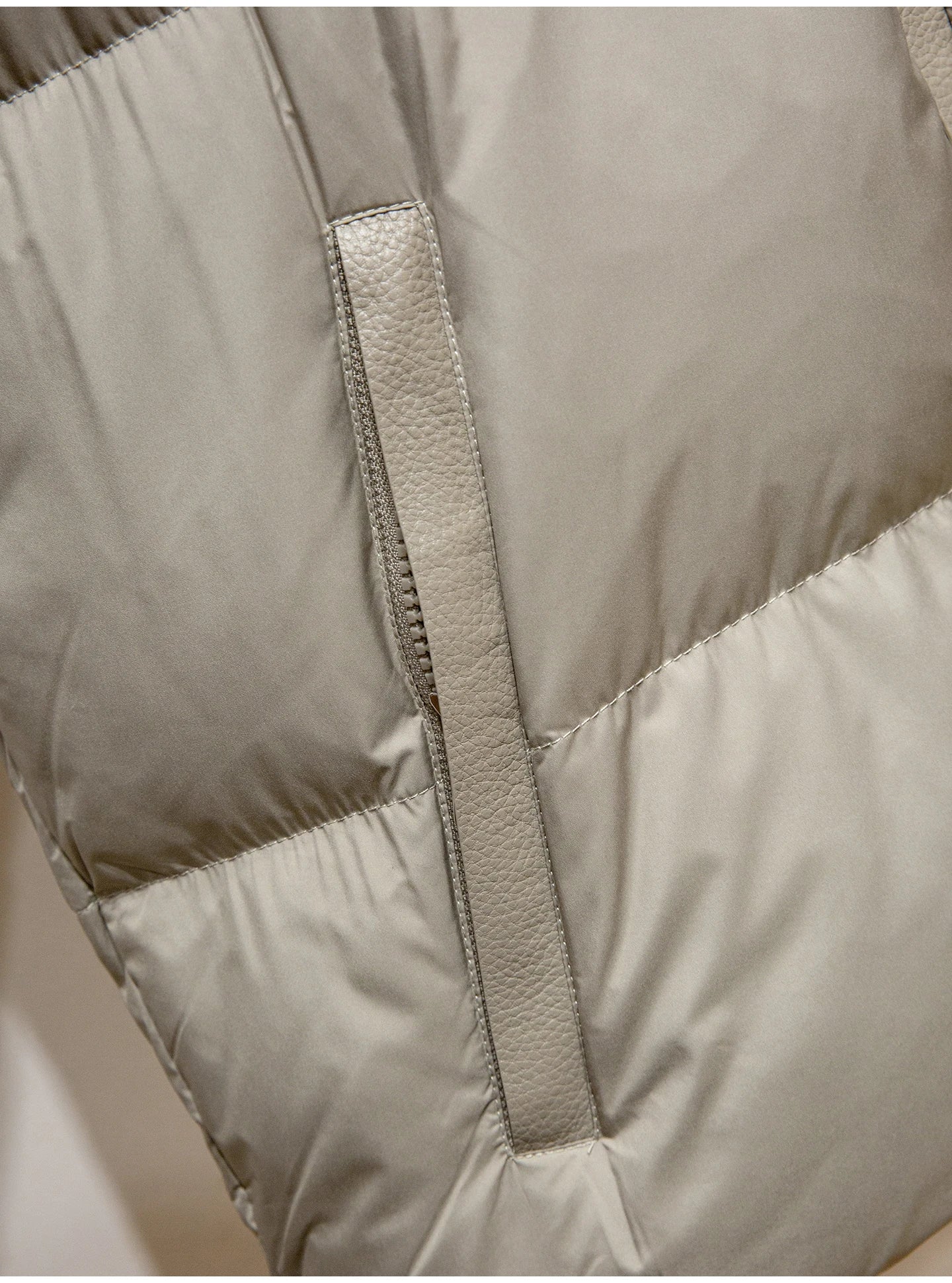 Men's High-Fluffy White Goose down Jacket Urban Outdoor Casual Hooded Stand-Up Collar Warm Filled Coat
