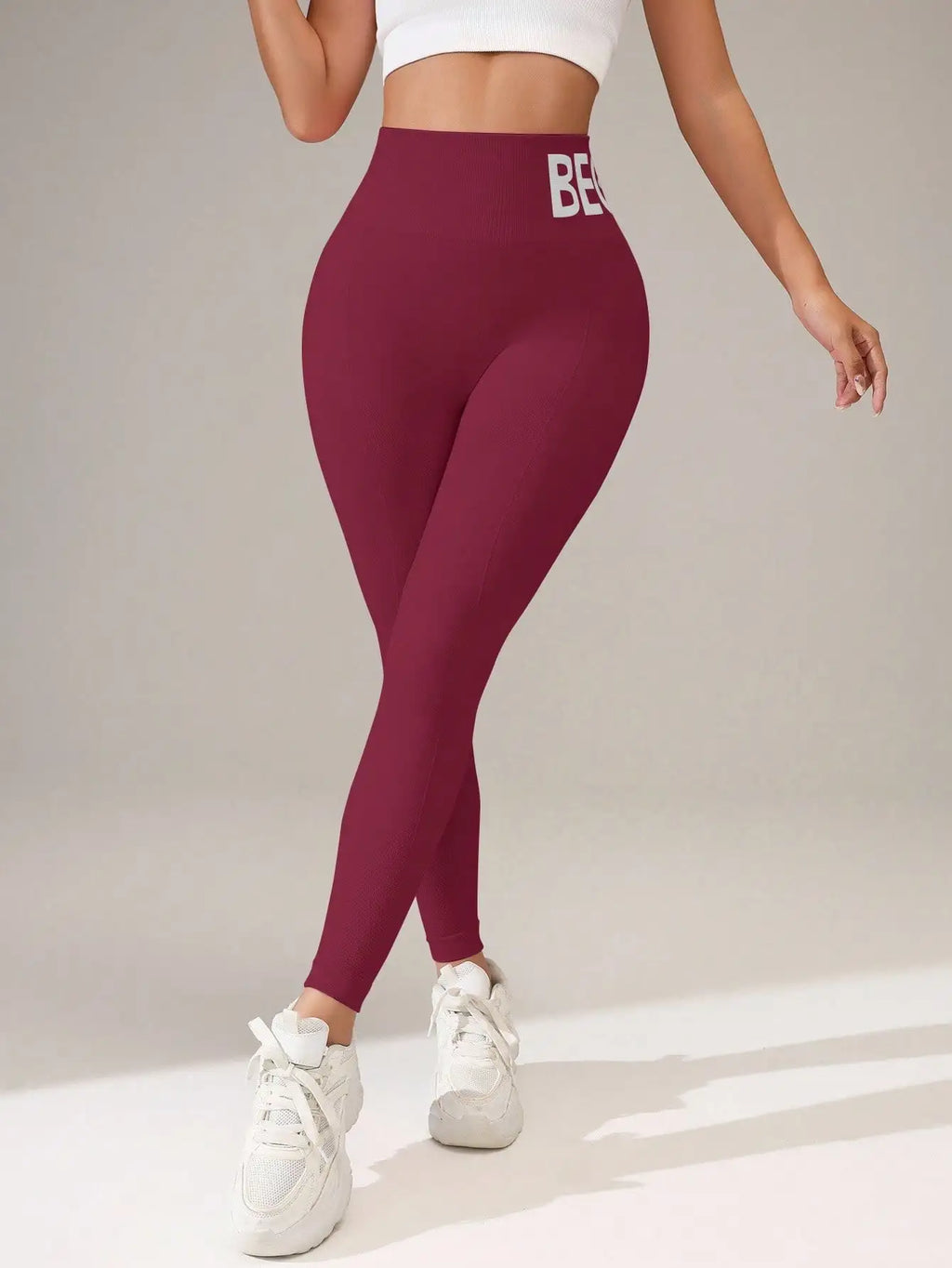 European and American Seamless Yoga Leggings with Waistband Lettering, Butt-Lifting, Quick-Dry Women's Breathable Tights for Pea