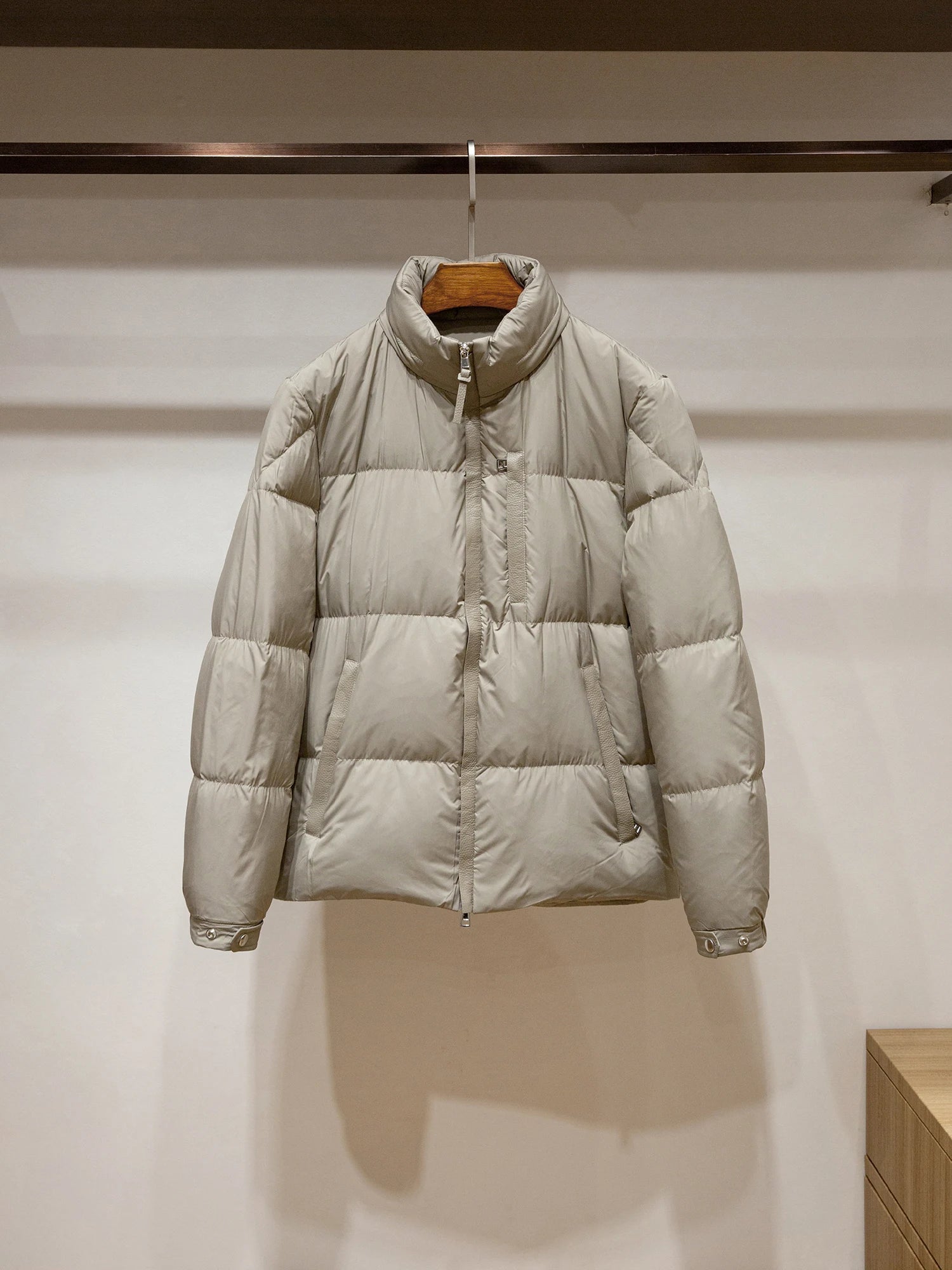 Men's High-Fluffy White Goose down Jacket Urban Outdoor Casual Hooded Stand-Up Collar Warm Filled Coat