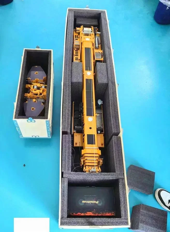D1350 RC Crane 1/14 6-Axis RC Crane Hydraulic Electric Crane Metal Model with Light and Sound System Adult RC Car Model Toy