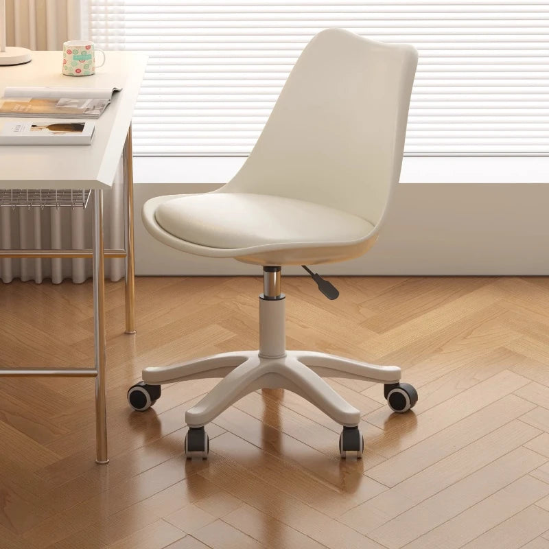 Kawaii Nordic Office Chair Makeup Rolling Desk Salon Mobile Scorpion Gaming Office Chair Bar Tourist Mobilya Home Furniture