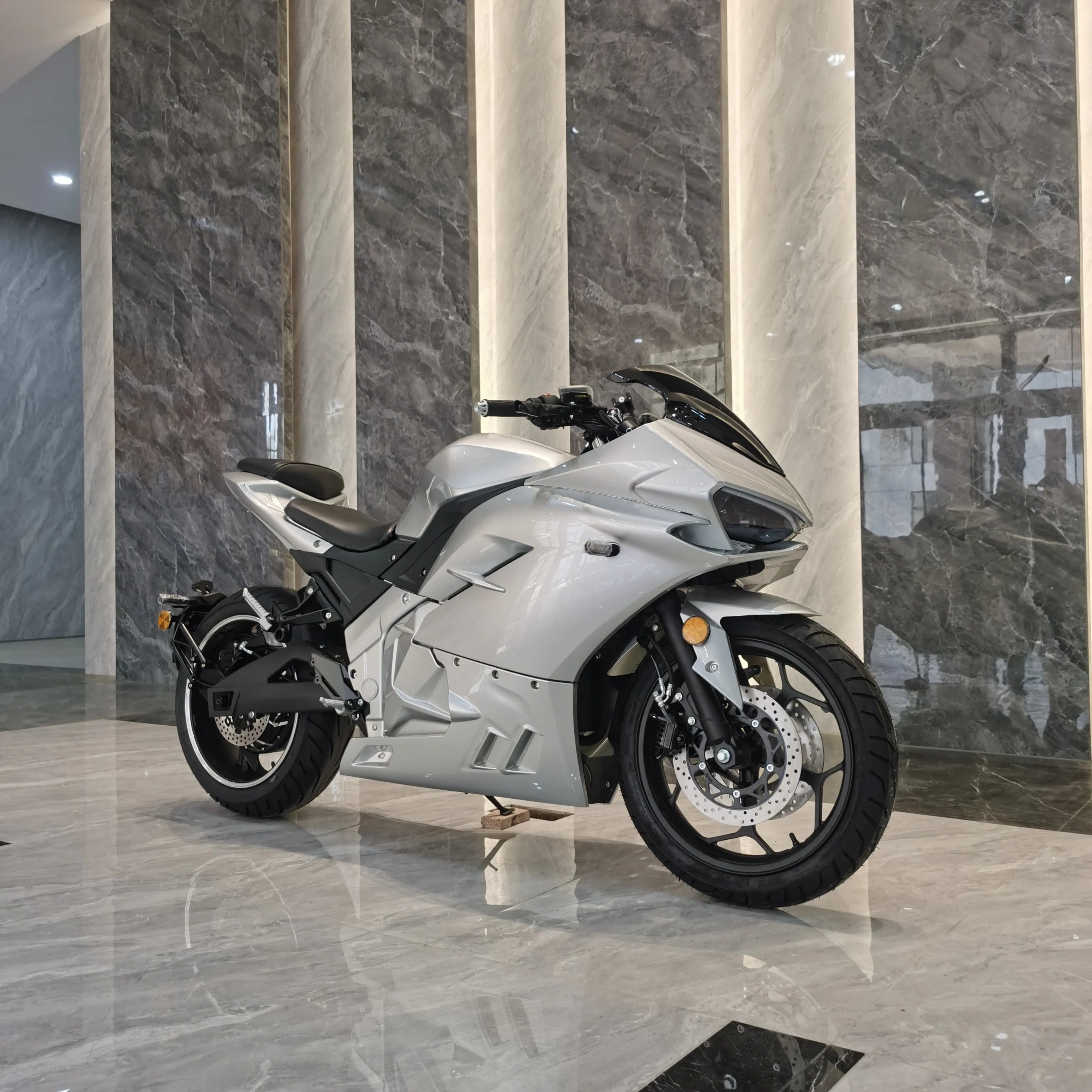 Strovan Motorcycle WUXI Factory Direct Sell DK Fast Speed Electric Bike Range 240km Electric Motorcycle For Sale