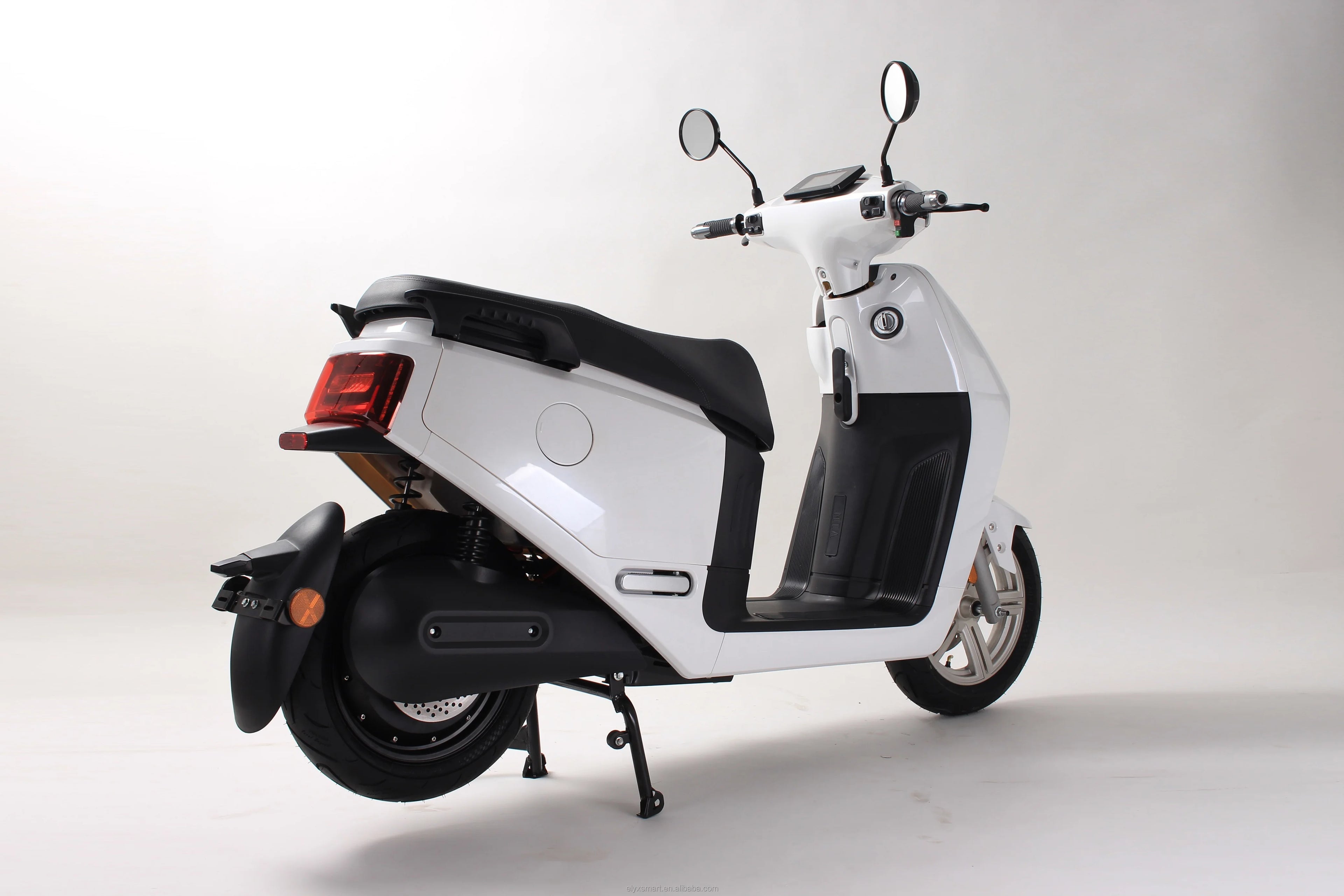 ATV&UTVNew Top Speed 70KMH Bike TFT Screen Electric Scooter Portable Lithium Electric Scooters 3000W Electric Motorcycle Scooter