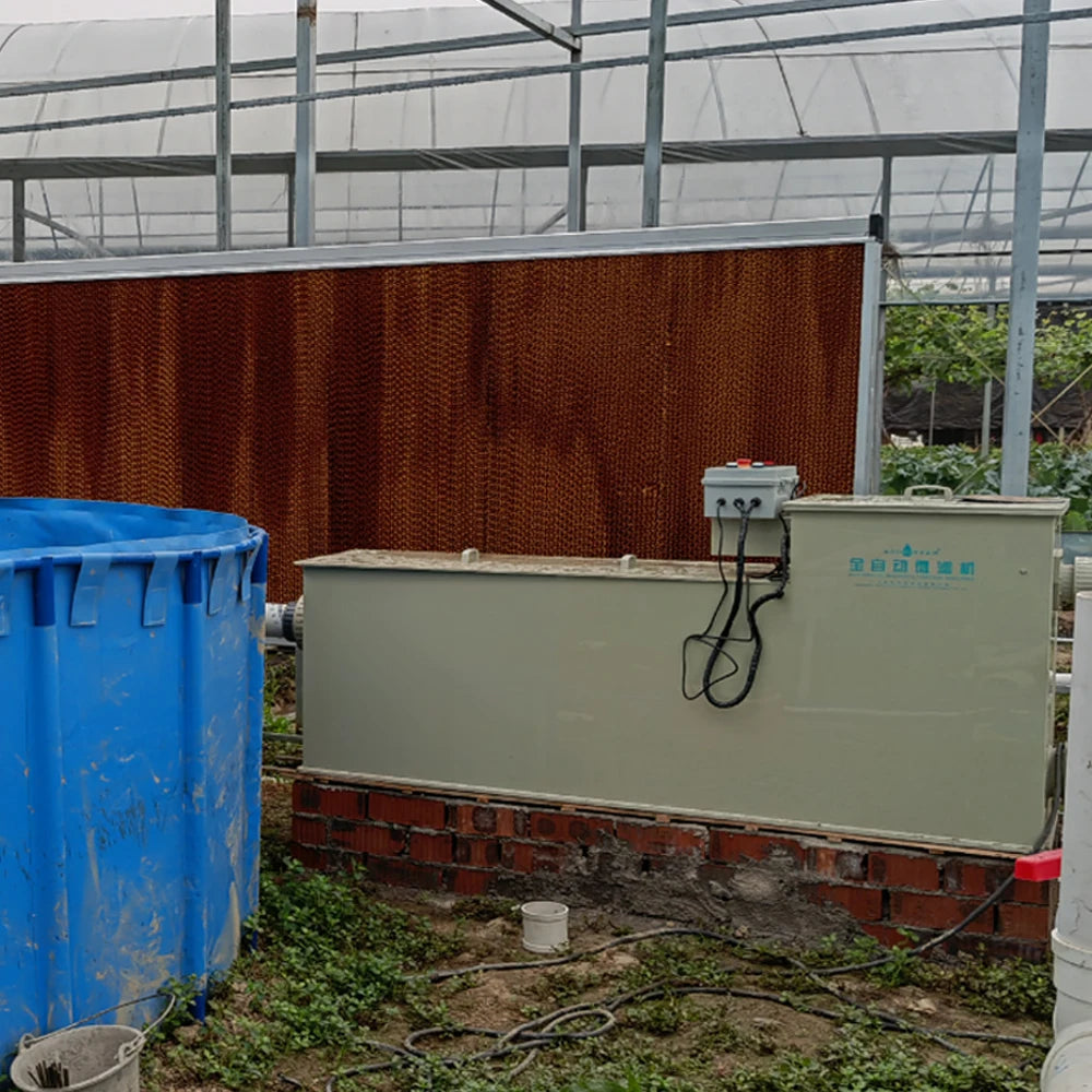 Vege and Aquaculture Integrated Recyclable Greenhouse Aquaculture System