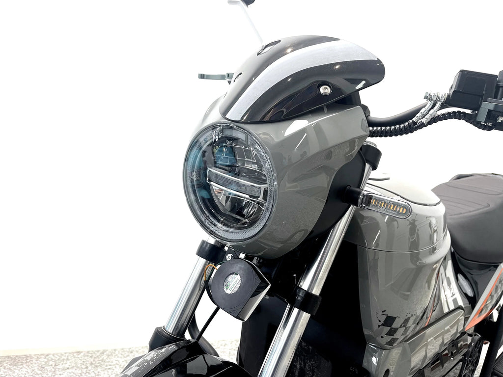 ATV&UTVElyx SU8 New 72V 3000W Big Power Electric Scooter Long Range Without Battery Charger Adult Electric Bike Motorcycle for S