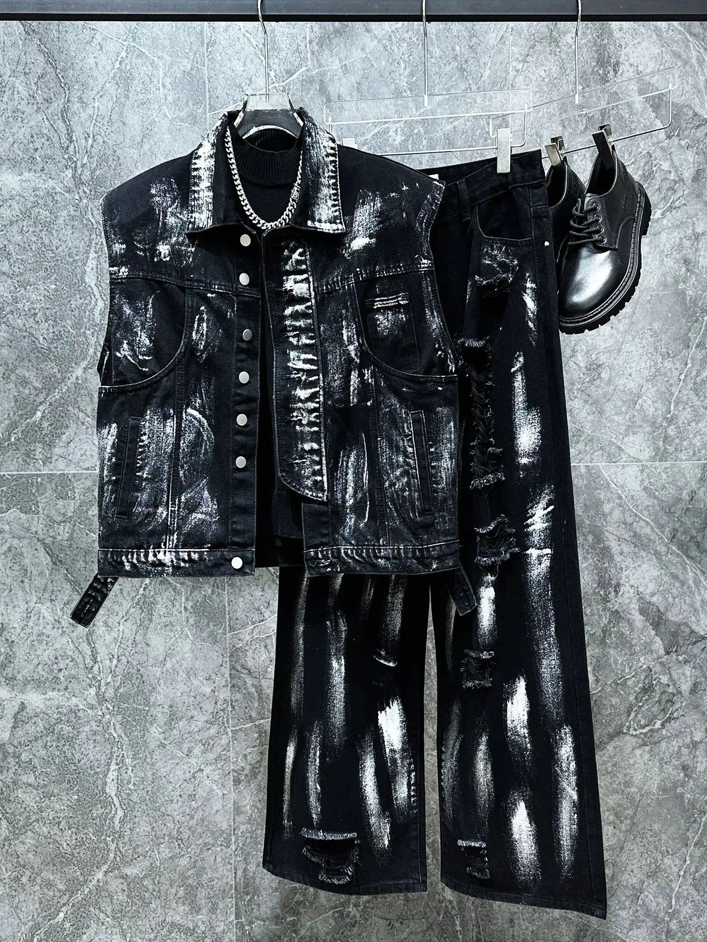 Men's Ripped Jeans Two-piece Set Splashed Ink Vest Jacket Straight Leg Pants American Fashion Autumn High Street Male Denim Sets