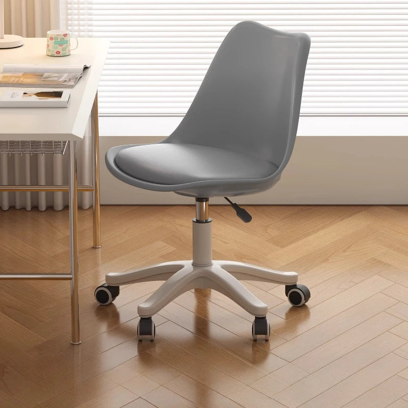 Kawaii Nordic Office Chair Makeup Rolling Desk Salon Mobile Scorpion Gaming Office Chair Bar Tourist Mobilya Home Furniture