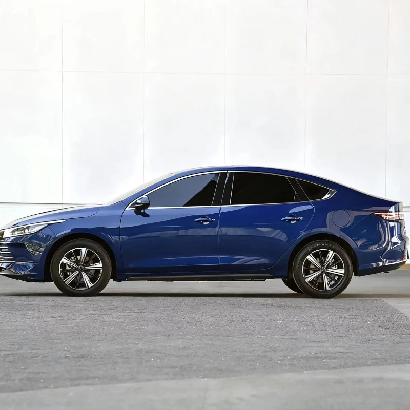 DM-i plug-in hybrid electric sedan, left-steering car