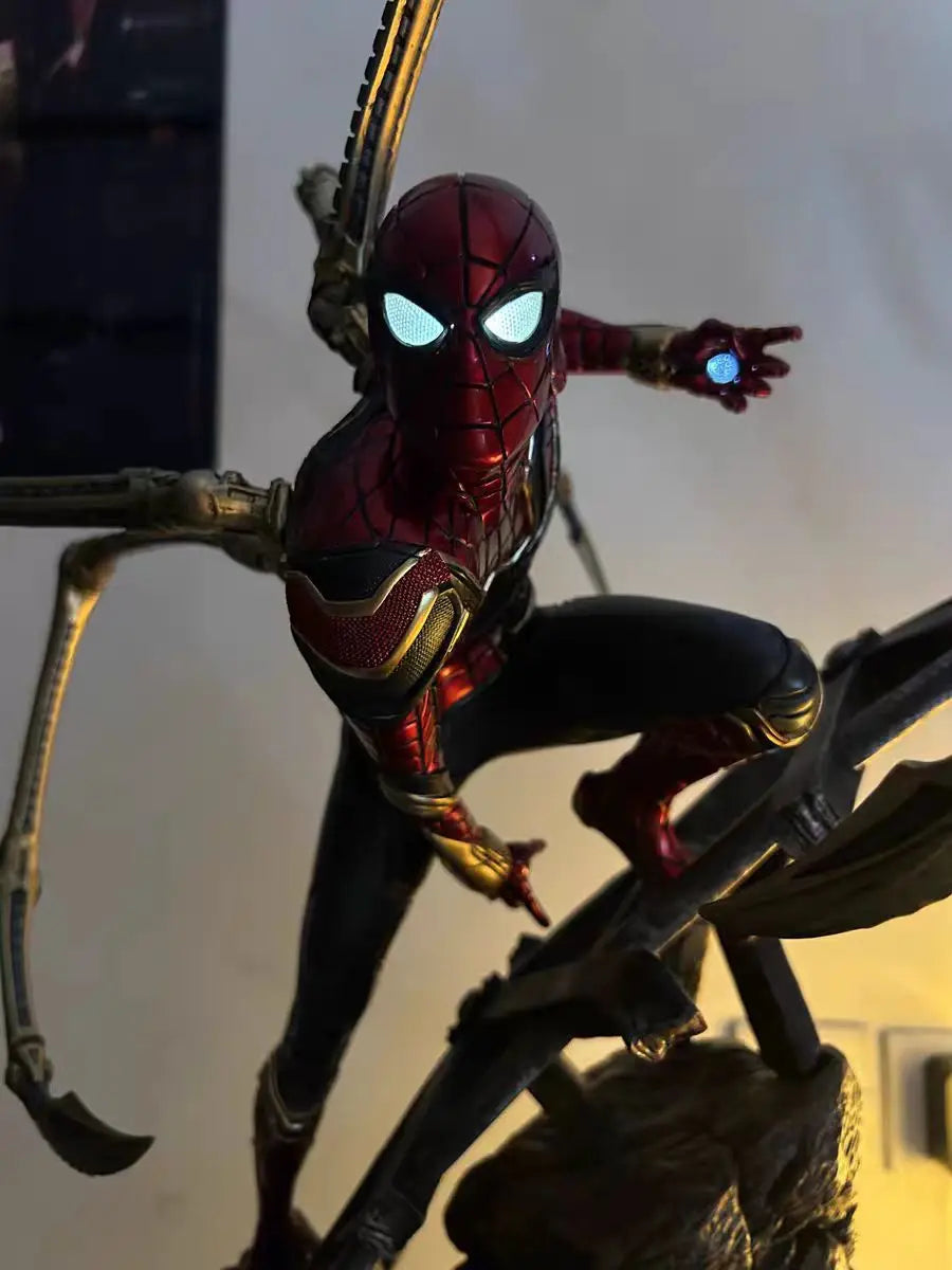 New Product In Stock Spider Man Figurine Avengers: Endgame Peripheral Steel Battle Suit Model Ornament Birthday Gift