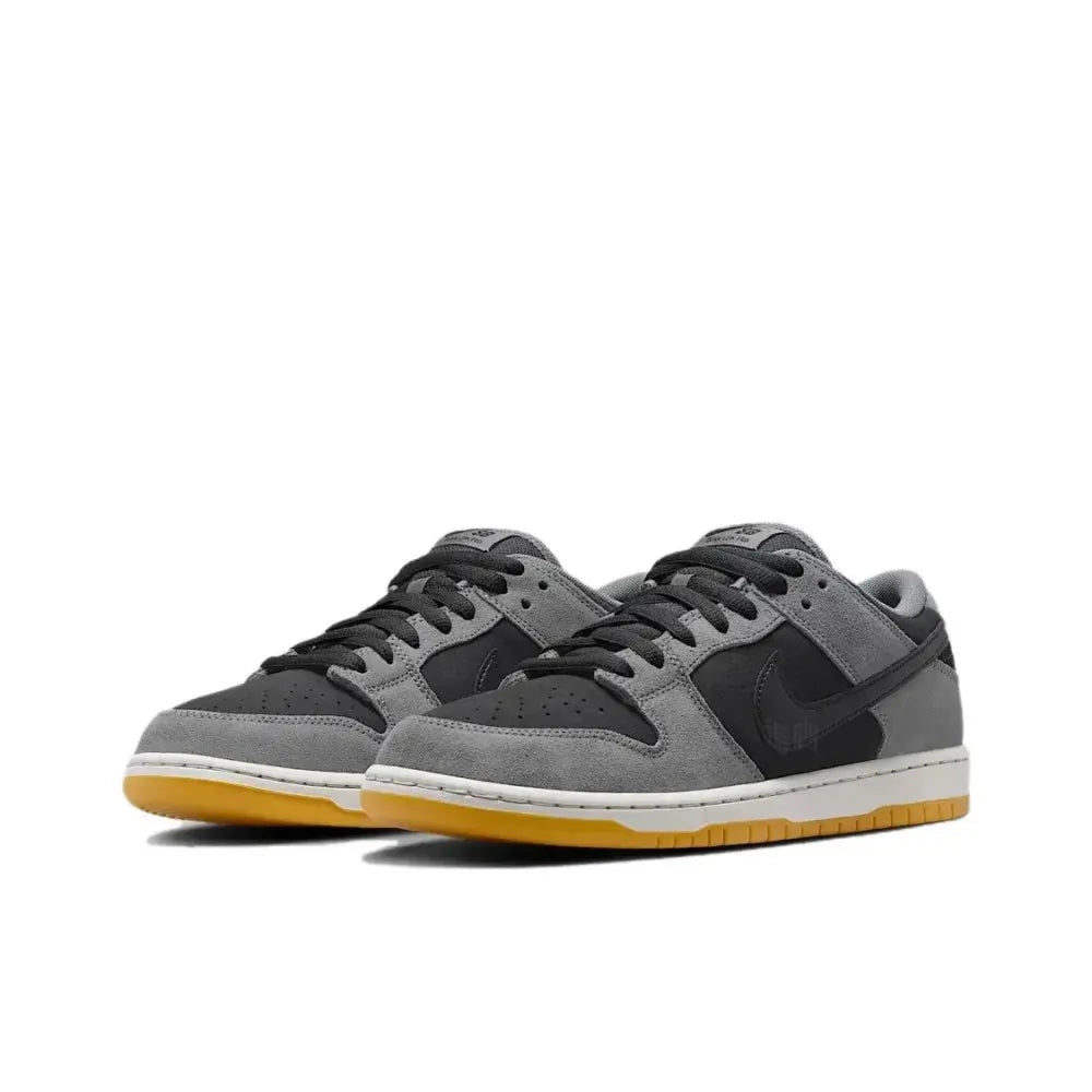 Nike Dunk SB Low “DARK SMOKE GREY” Comfortable and versatile Non-slip and durable Low-top skate shoes Unisex style HF3063-001