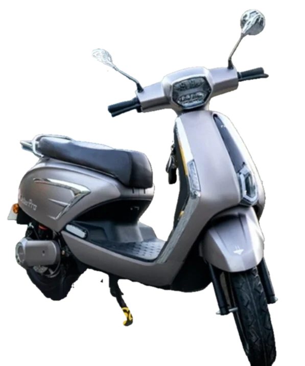 2023 Fashion Low Cost EEC COC Electric Racing Motorcycle for Wholesale Fashion Intelligent Electric Vehicle