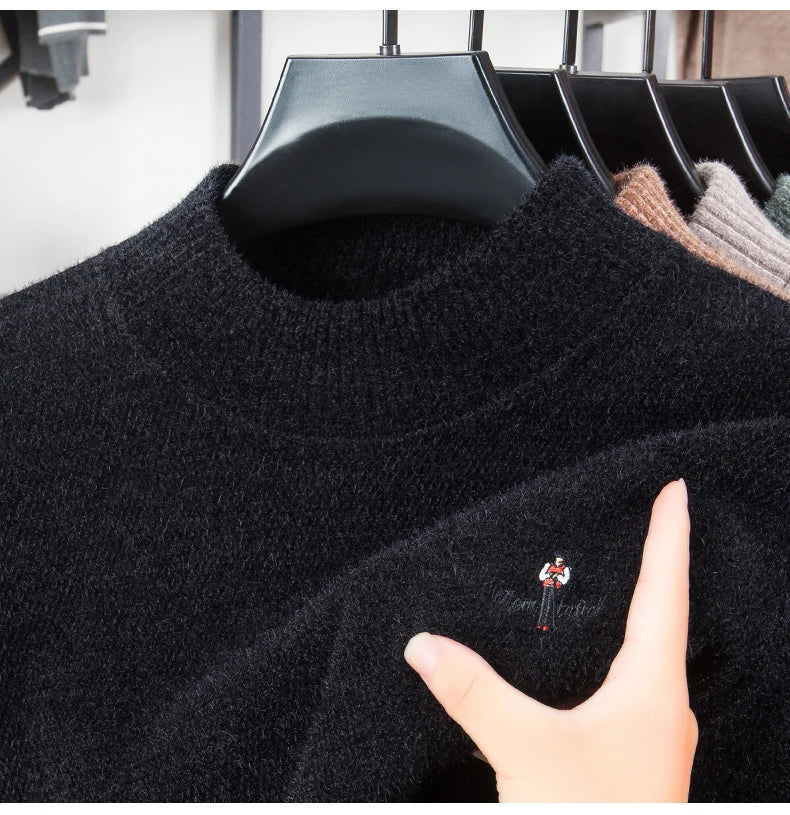 Light luxury brand round neck sweater knitted plush thicken warm pullover cartoon character embroidery fashion golf men's wear
