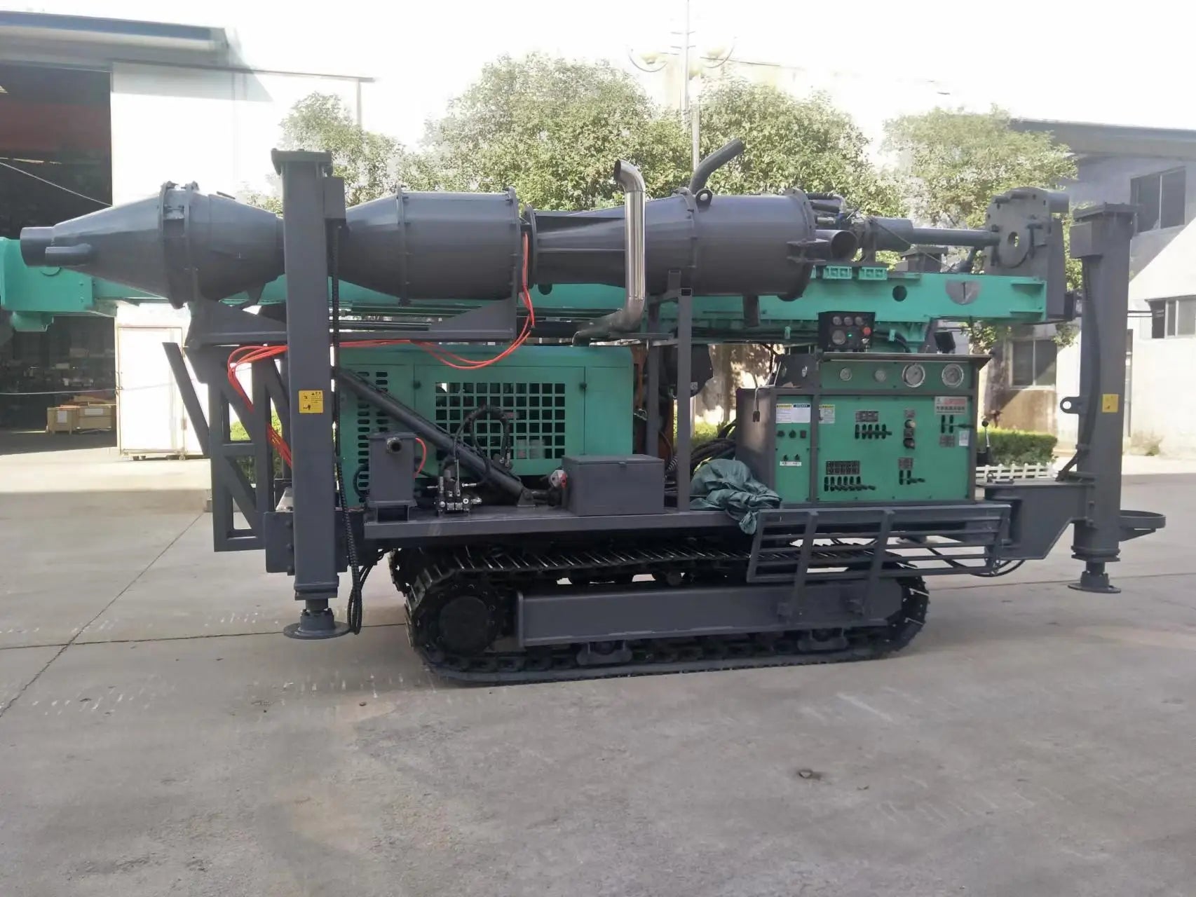 Diesel Reverse Circulation Drilling Rig RC Borehole Drill Machine 600m for Mining Exploration High Efficiency