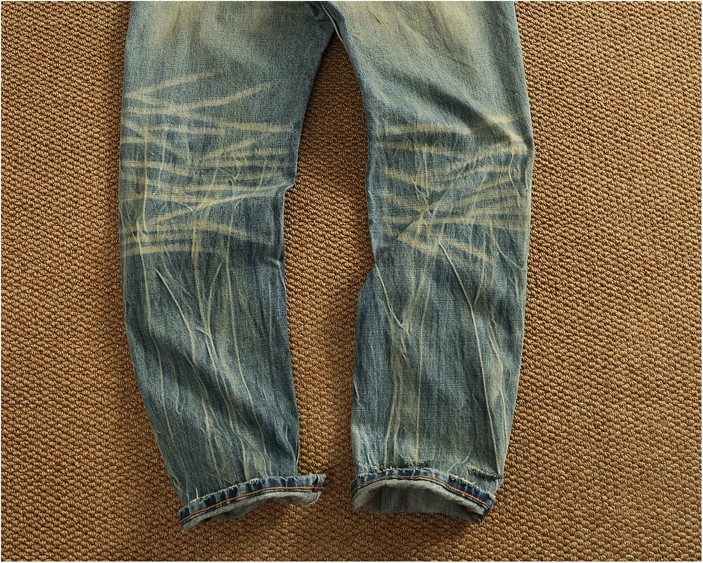 2025 Autumn New American Retro Heavyweight Ripped Denim Men's Fashion 100% Cotton Washed Old Straight Tapered Casual Jeans