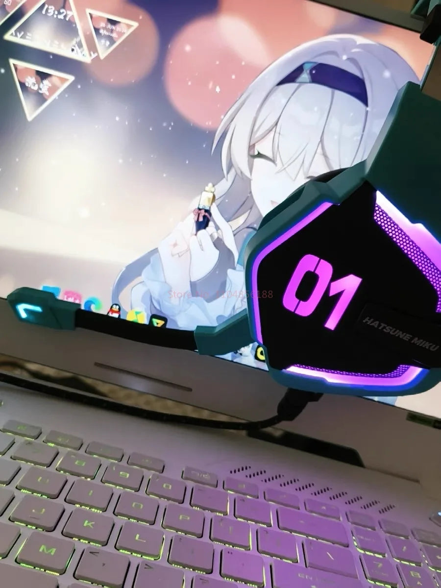 Hot Moeyu Hatsune Miku Esports Heart Series Anime Esports Headset Mechanic Surround Sound Wired Headset Christmas Gift Toy