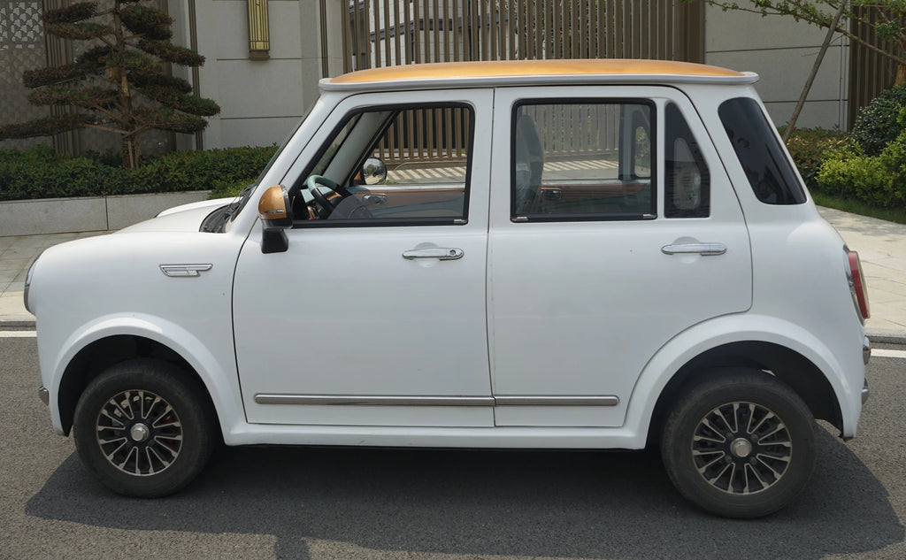 Retro low-speed four-wheeler electric car adult new energy vehicle lithium battery electric vehicle