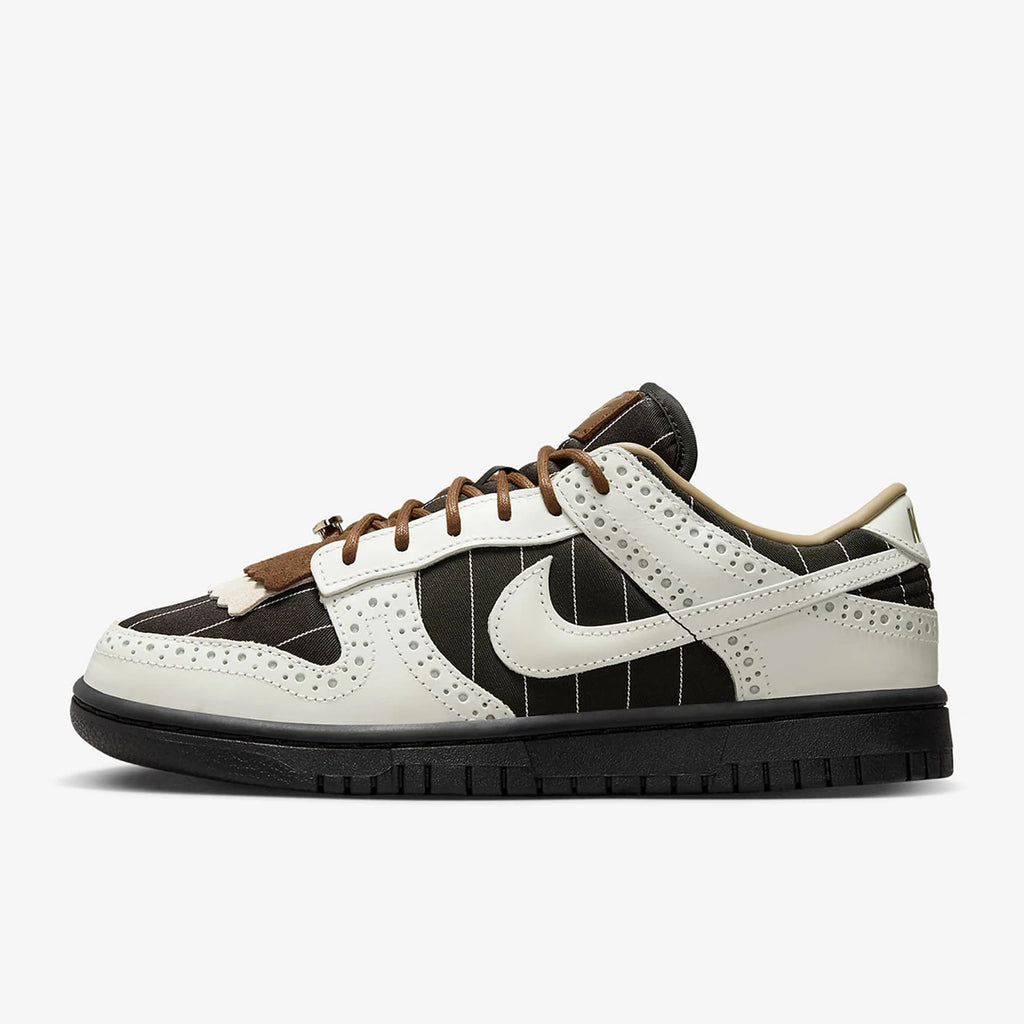Nike Authentic Dunk Low LX Women's Classic Cushioned Skate Shoes FV3642-010