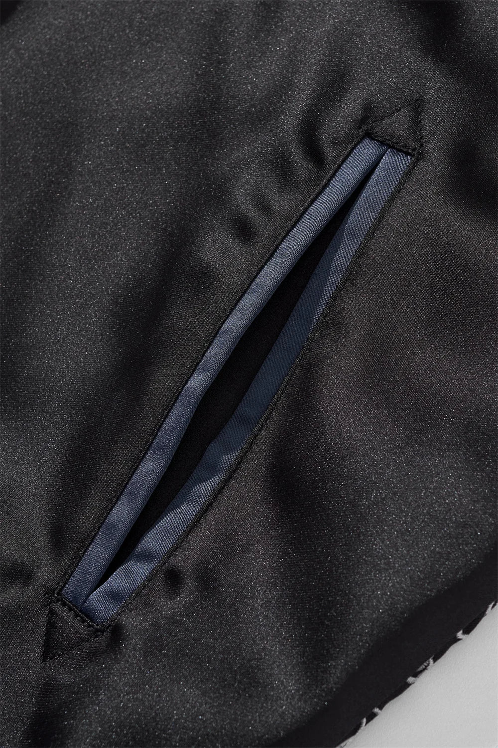 Versatile Japanese Yokosuka Jacket with Dragon Embroidery - Reversible, High-Quality Streetwear for Urban Fashion Enthusiasts