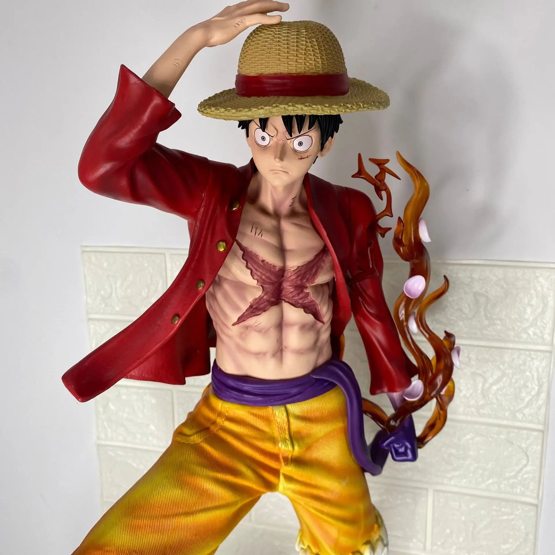 68cm Anime Figurine Large Size New Fourth Emperor Luffy Domineering Standing Posture Grass Hat Group Statue Ornament Boxed