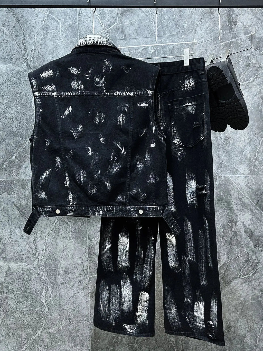 Men's Ripped Jeans Two-piece Set Splashed Ink Vest Jacket Straight Leg Pants American Fashion Autumn High Street Male Denim Sets